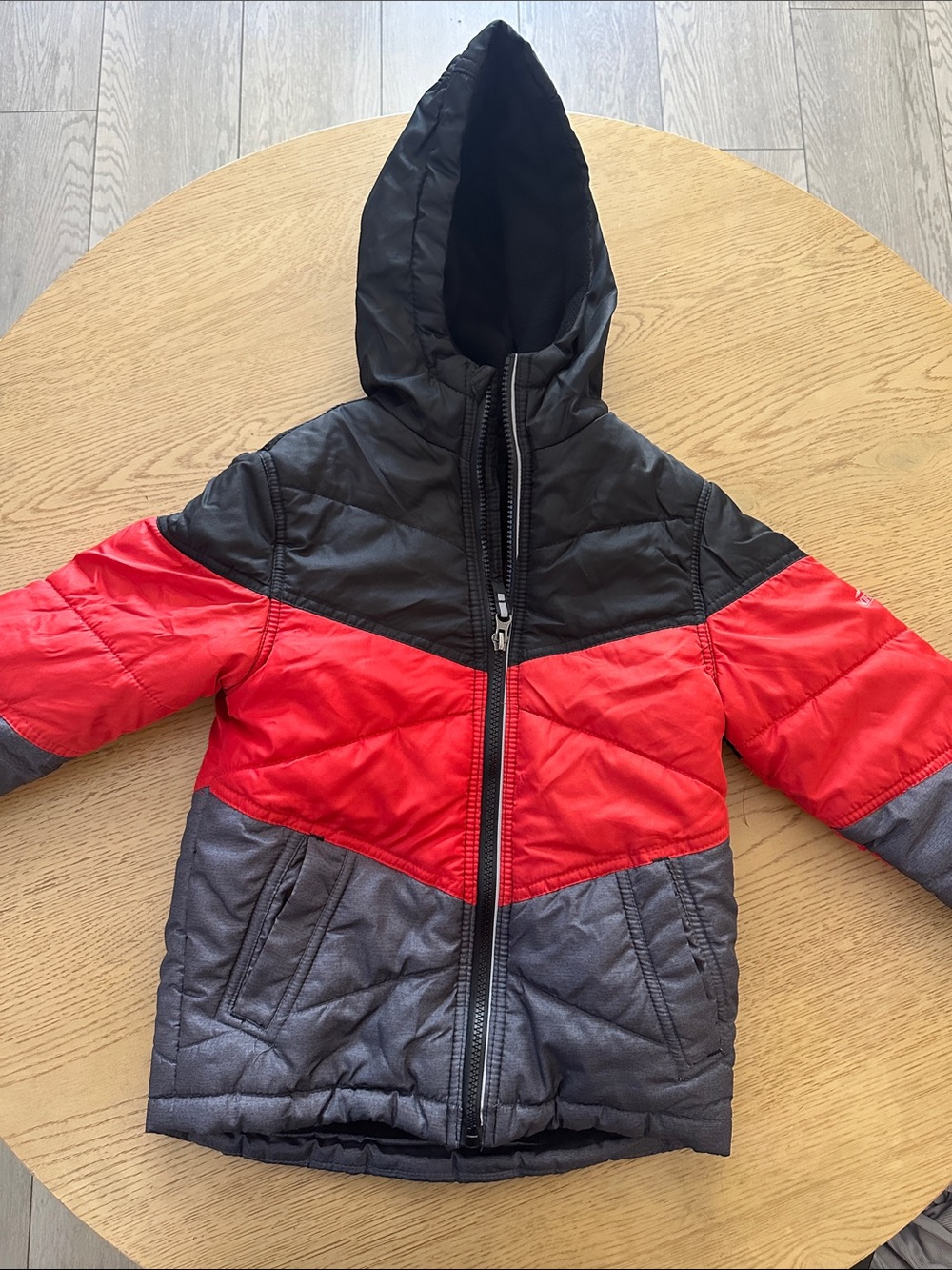 Pacific Trail Black & Red Hooded Puffer Jacket size 5/6